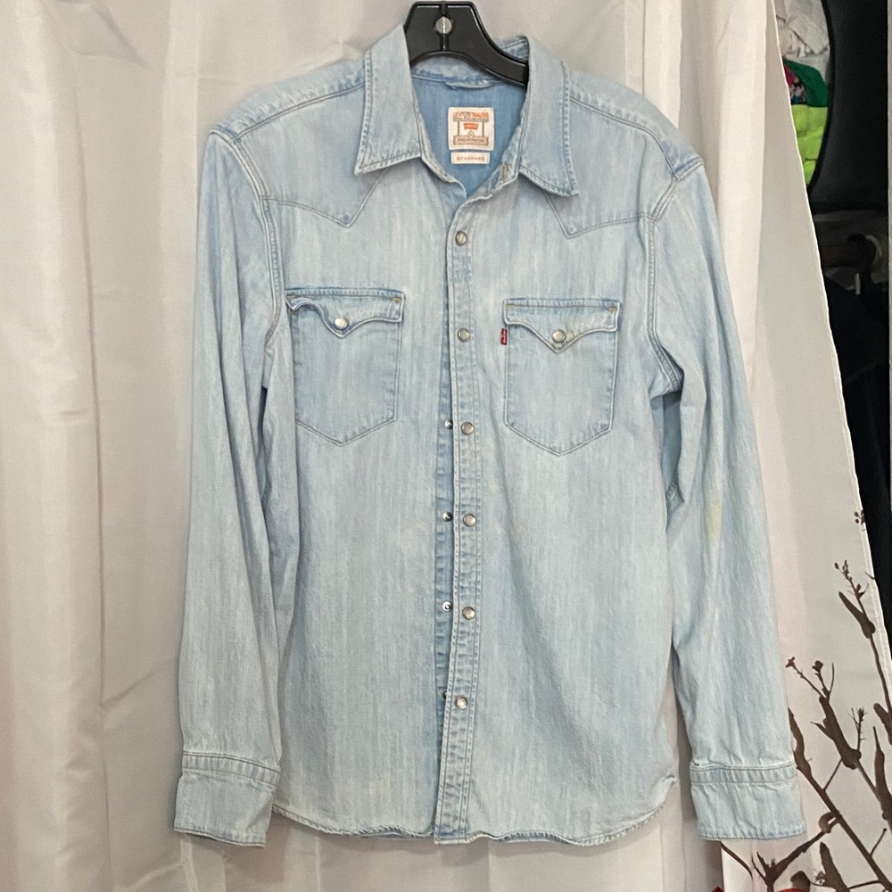 Levi's Classic Light Blue Denim Shirt